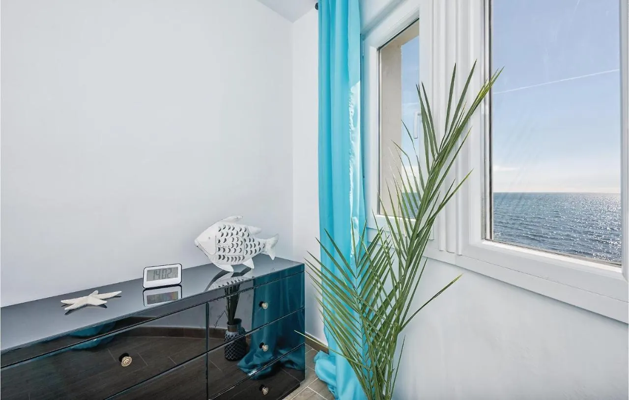 2 Bedroom Lovely Apartment In Calahonda Sitio de Calahonda